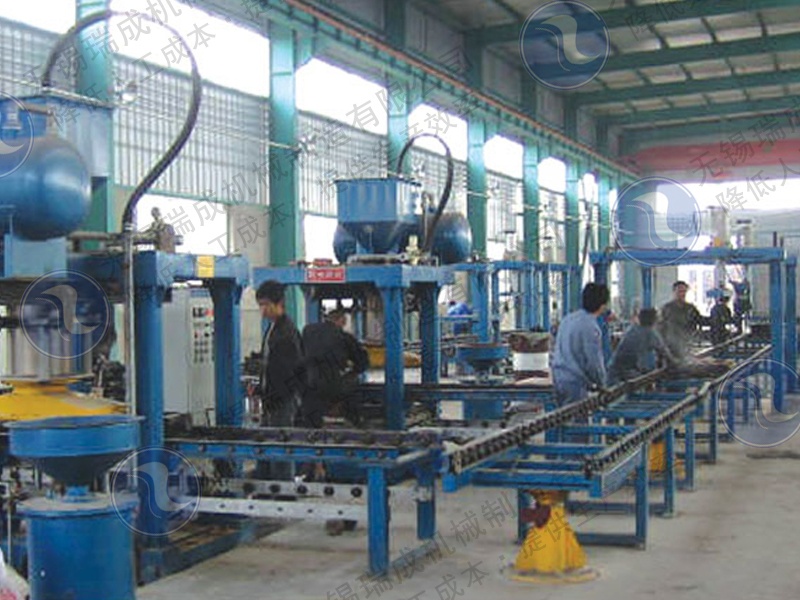 人工推送鐵模覆砂生產(chǎn)線